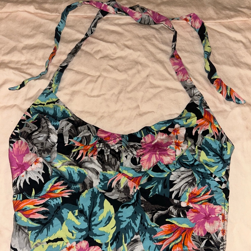 Guess Floral Halter top